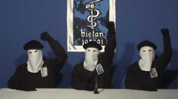 gruparea separatista basca eta depune armele