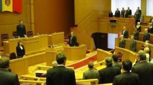 presedintele republicii moldova va fi ales pe 18 noiembrie