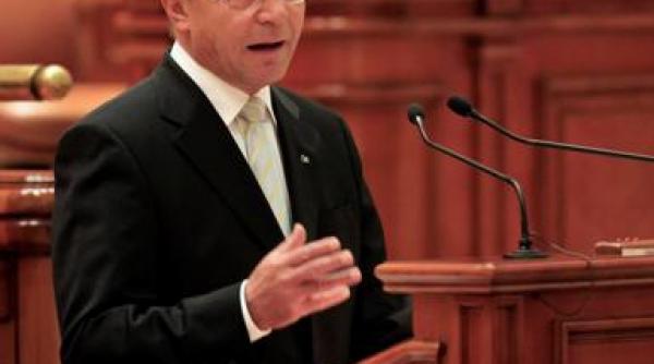 basescu am ramas fara o sustinere financiara pentru proiectele cu bani europeni a trebuit sa imprumutam