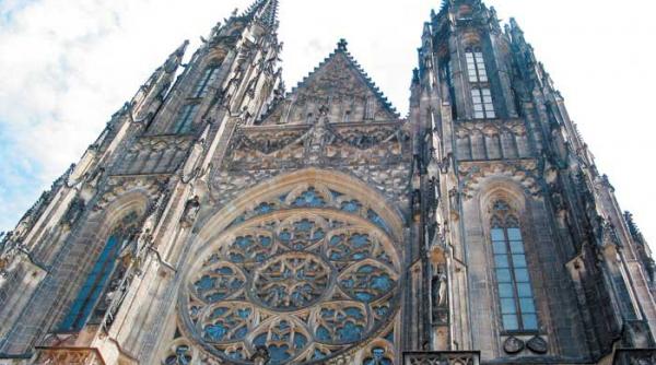 catedrala sfantul vitus simbol al statorniciei