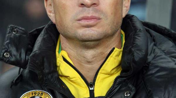 dan petrescu a reusit sa intre in play off