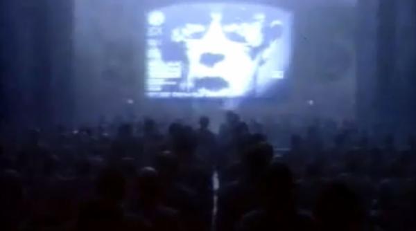 apple ikea play station 2 promovate de artisti celebri vezi aici cat au fost de inspirati video