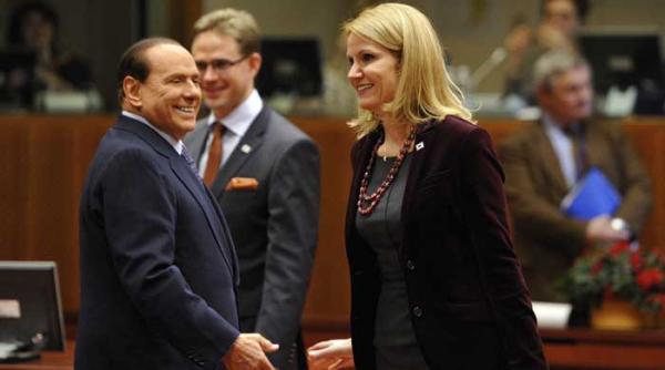 lui berlu i a cazut cu tronc sefa guvernului danez