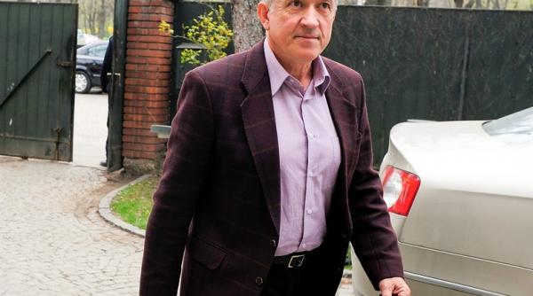 mircea diaconu in vizorul ani senatorul este acuzat ca a favorizat numirea sotiei sale in functia de regizor la teatrul nottara