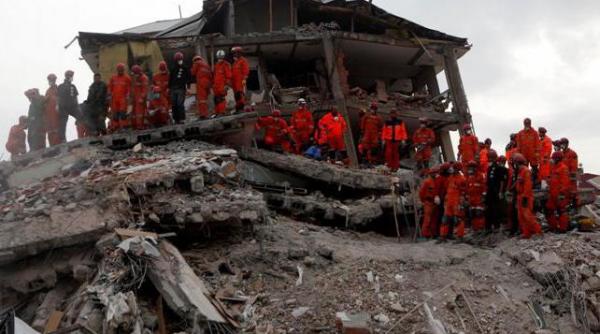 nou bilant al cutremurului din turcia 523 de morti si peste 1 600 de raniti