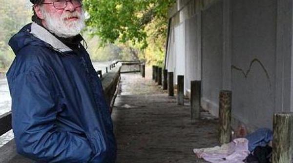 fratele madonnei este alcoolic si doarme pe strazi sunt zero in fata ei o rusine