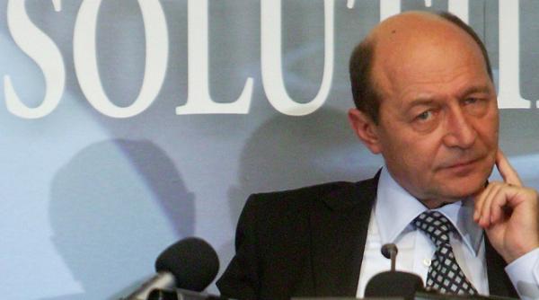 motivele pentru care basescu risca 12 ani de inchisoare