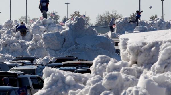 stare de urgenta in sua viscolul si caderile masive de zapada au ucis 13 oameni