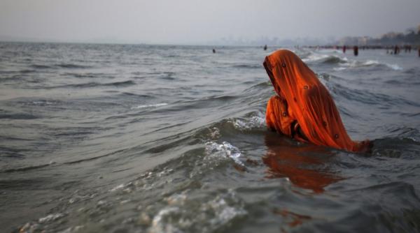 2 noiembrie 2011 imaginile zilei