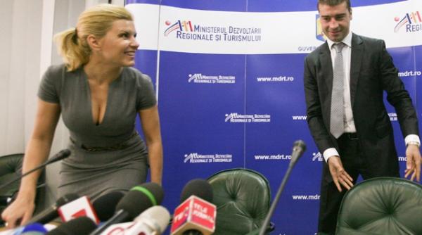 udrea ii da bani direct lui bute pentru frunza