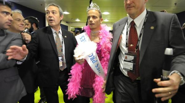 3 noiembrie 2011 imaginile zilei