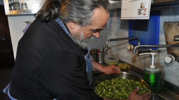 periplu gastronomic intre muntele athos si muntele lui aristotel