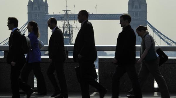 imperiul imobiliar britanic al lui gaddafi evaluat la un miliard de lire sterline