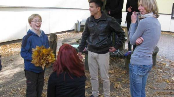 tiganul roman batman din mangalia fata in fata cu holocaustul daca l as avea pe hitler in fata nu i as zice nimic i as face