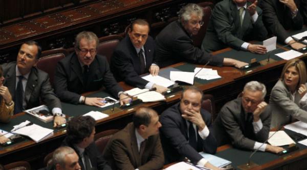 berlusconi vanat si de aliati