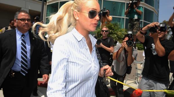 lindsay lohan a scapat de inchisoare din cauza aglomeratiei din puscariile americane