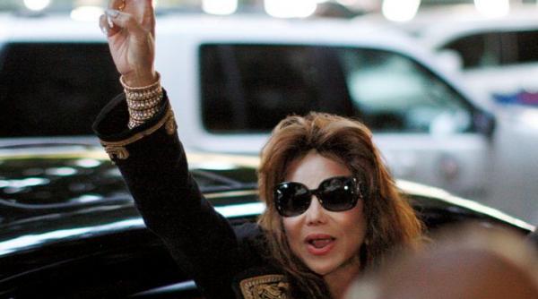la toya jackson michael era in sala de judecata cand s a dat verdictul