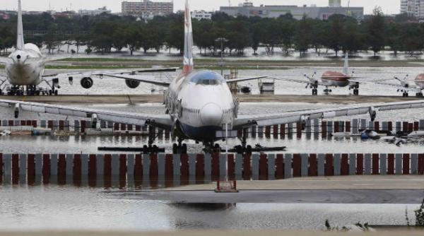 pilotul unei aeronave cu 192 de oameni la bord era drogat inaintea zborului