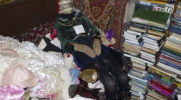 un rus pasionat de ocult tinea 29 de cadavre in casa imbracate ca niste papusi