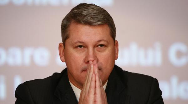 ministrul justitiei capata dreptul de a porni actiuni disciplinare impotriva magistratilor