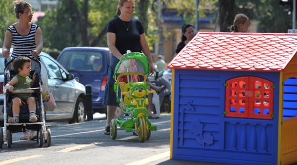 romania in urma bulgariei in topul tarilor in care mamele ar vrea sa si creasca copiii