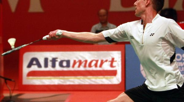 armata rusa va cumpara 10 000 de rachete de badminton dupa ce medvedev a laudat acest sport