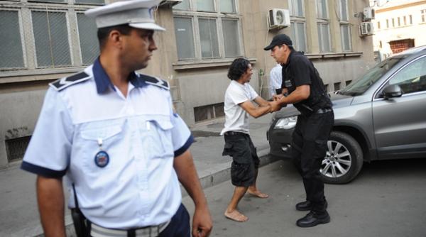 seful politiei romane le cere politistii sa traga fara frica liviu popa ii asigur ca nu vor trebui sa faca multe rapoarte