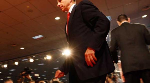 suspendarea lui basescu motivul excluderii lui geoana