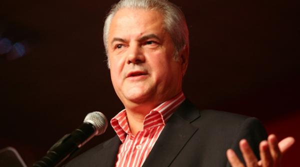 adrian nastase in cartea recordurilor