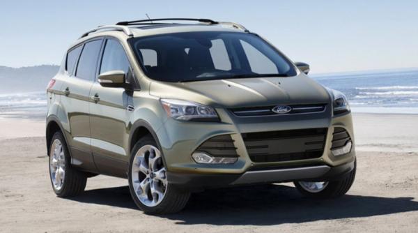 iata l noul ford escape