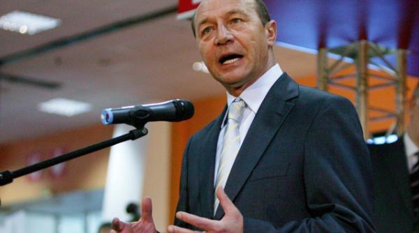 liderii usl iau in calcul suspendarea lui traian basescu