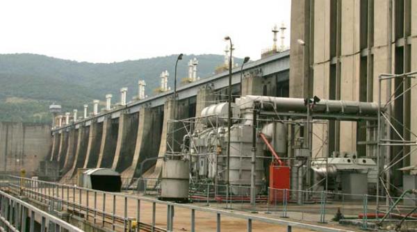alba neagra cu privatizarile prima companie de stat care va avea manager privat este hidroelectrica