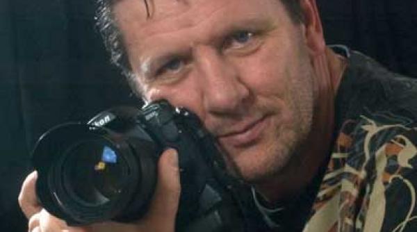 expozitie cu cantec de fotografie