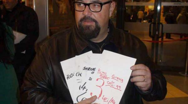 primarul piedone s a intors la vechea pasiune vezi ce a facut vineri in piata sudului