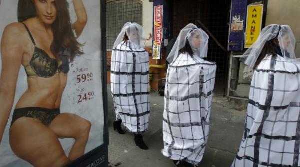 19 noiembrie 2011 imaginile zilei