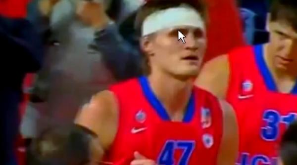 baschetbalistul andrei kirilenko s a accidentat grav in timpul unui meci de campionat video