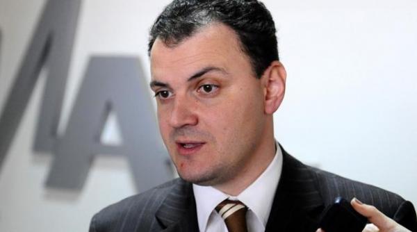 sebastian ghita vintu platea politicieni artisti academicieni securisti curve era un fel de idol pentru o mare parte din oamenii de media