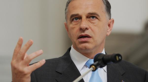 ce spun regulamentul senatului si curtea constitutionala despre inlocuirea lui geoana