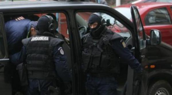 descinderi in arges este vizata o grupare specializata in camatarie si santaj