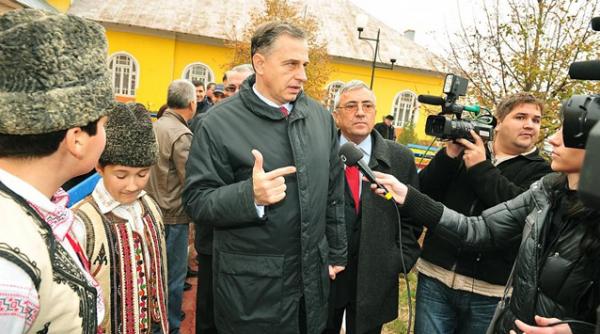 geoana pregateste proclamatia de la dabuleni conferinta de presa joi in circumscriptia pepenilor