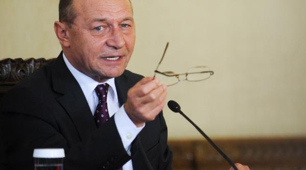 basescu la conferinta the economist ca sef de stat nu am reusit sa pun capat povestii baietilor destepti