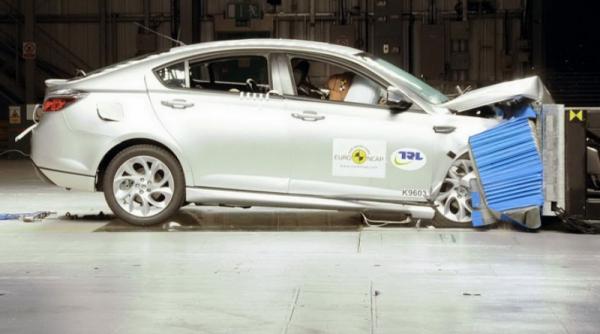 doua modele chinezesti au obtinut 4 stele la crash test