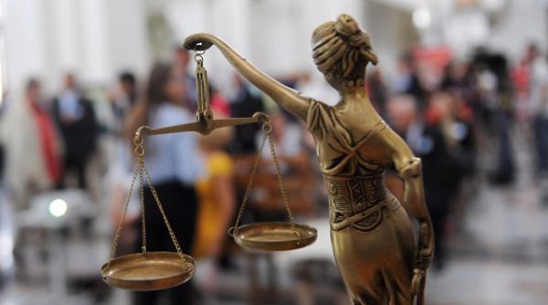 educatia justitia cultura agricultura si turismul vor primi bani mai putini de la stat in 2012 fata de 2011