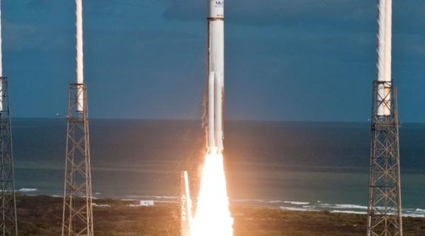 robotul curiosity lansat cu succes de nasa intr o misiune de explorare a planetei marte