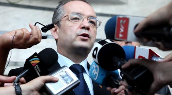 emil boc voi demisiona daca tintele economice vor fi ratate