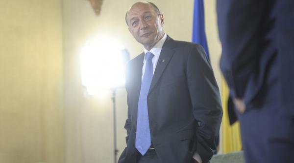 the economist basescu s a lamentat ca un protestatar al gruparii occupy wall street