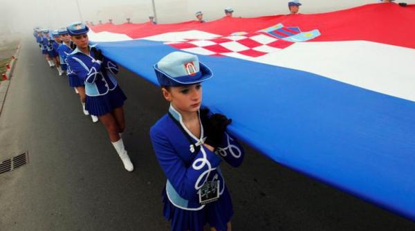 aderarea croatiei la ue aprobata de parlamentul european