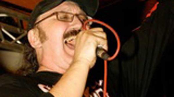 metrock revine cu forte proaspete