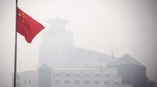 sute de zboruri anulate in china din cauza nivelului periculos de poluare a aerului