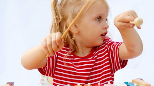 jucarii care iau auzul copiilor